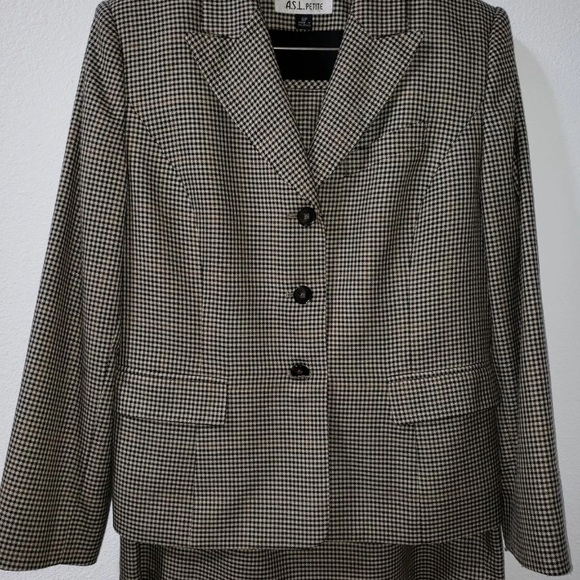 Kasper Brown and Cream Checkered Suit - Picture 2 of 6